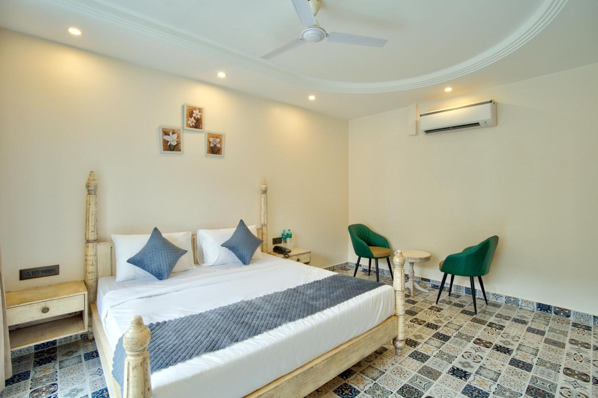 מלון באג'ה Goa Courtyard By The Porto Arpora מראה חיצוני תמונה