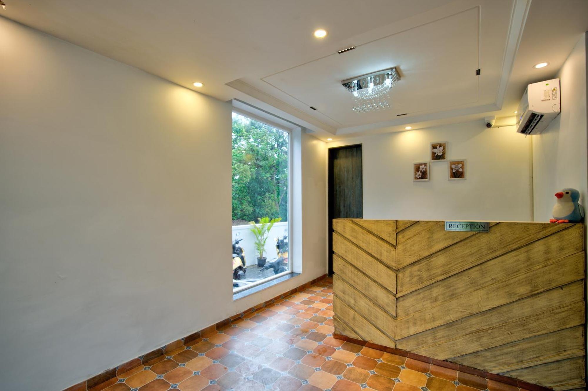 מלון באג'ה Goa Courtyard By The Porto Arpora מראה חיצוני תמונה