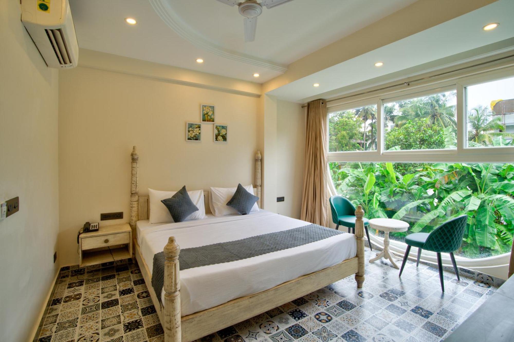 מלון באג'ה Goa Courtyard By The Porto Arpora מראה חיצוני תמונה