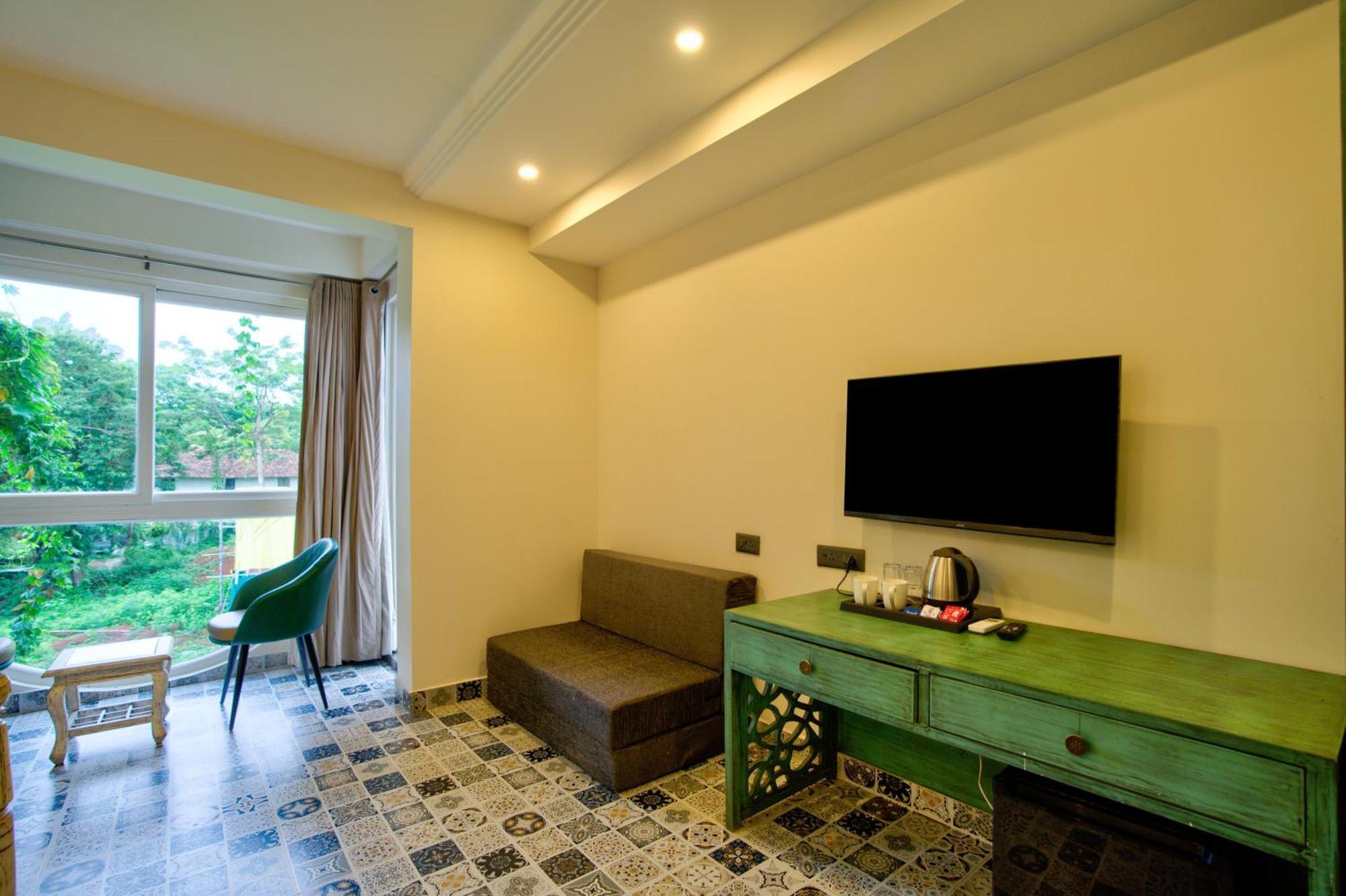 מלון באג'ה Goa Courtyard By The Porto Arpora מראה חיצוני תמונה